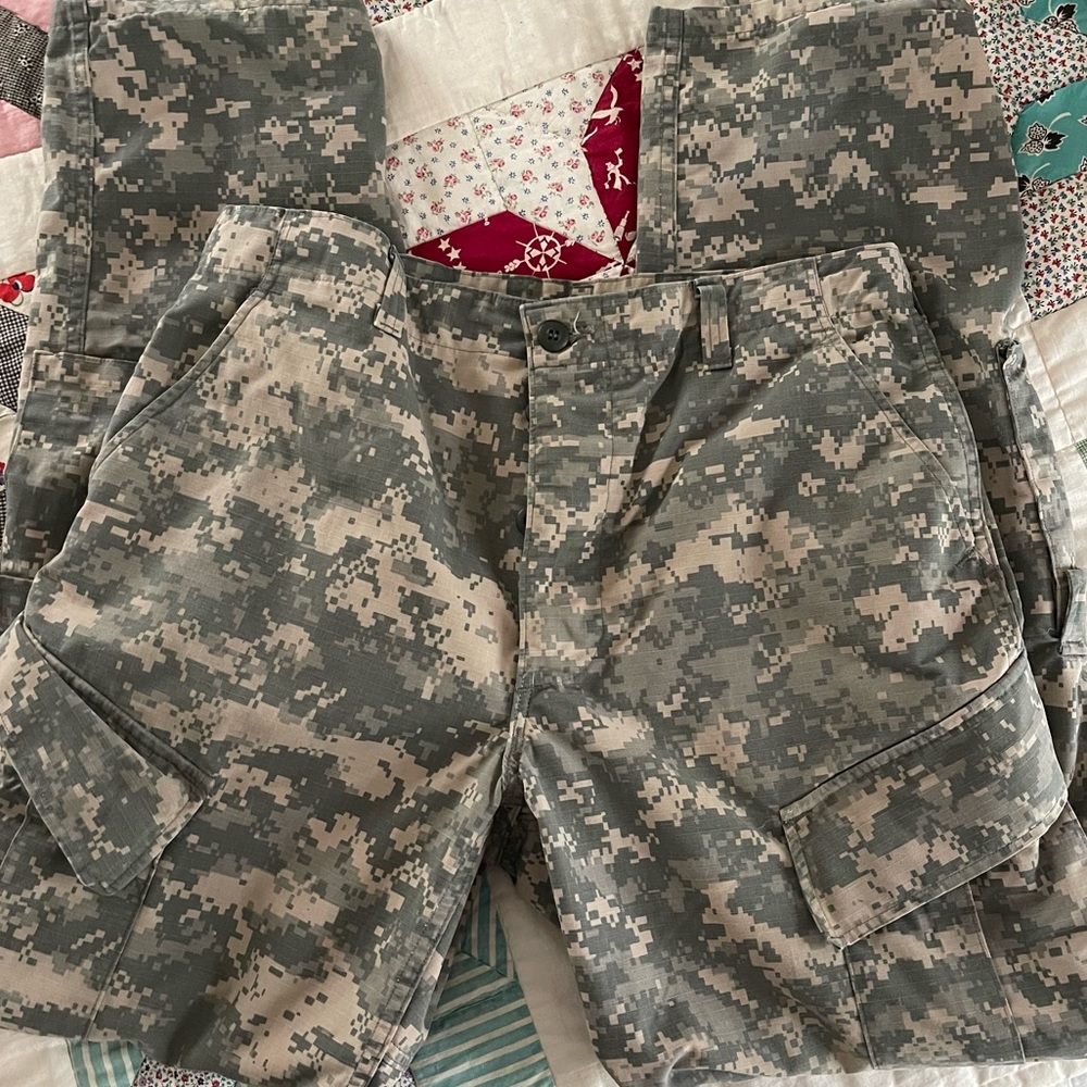 US Army ACU Digital Camo Pants Combat Trouser Medium Long